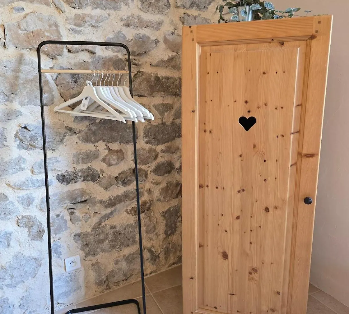 Maison Le Levant A Chauzon フランス